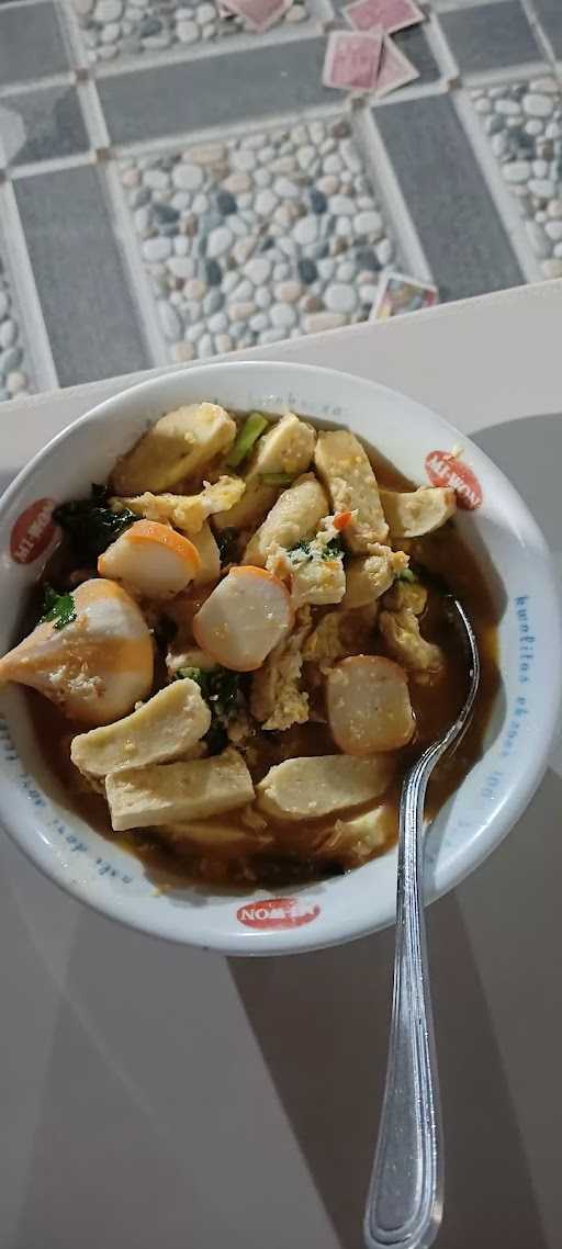 Warung Seblak Mamah Iqbal 1