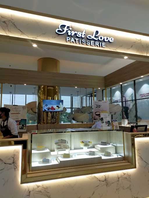 First Love Patisserie (1St Floor) 7