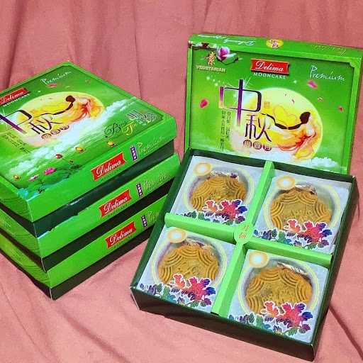 Delima Mooncake - Kue Bulan / Tiong Chiu Pia 1