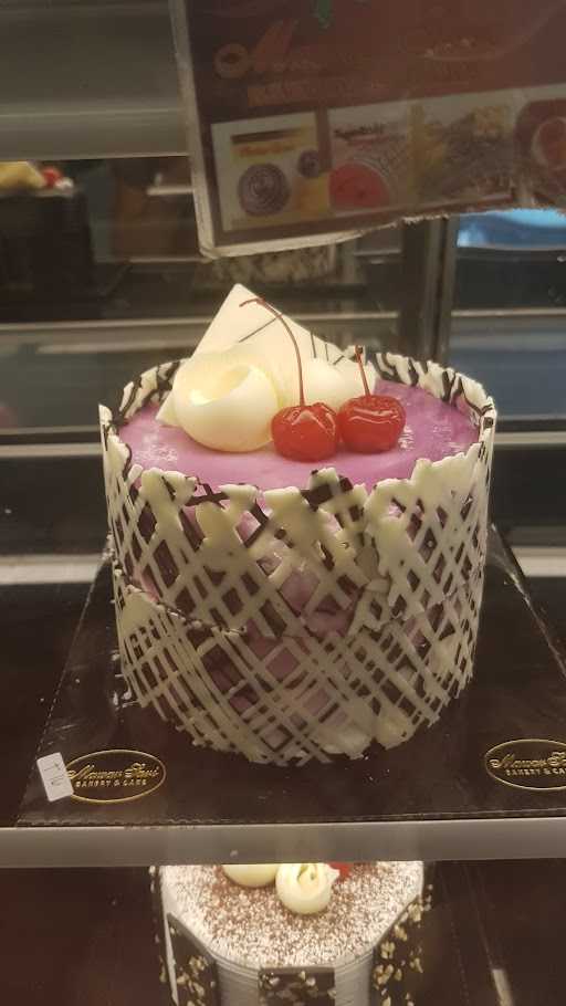Mawar Sari Bakery & Cake 3