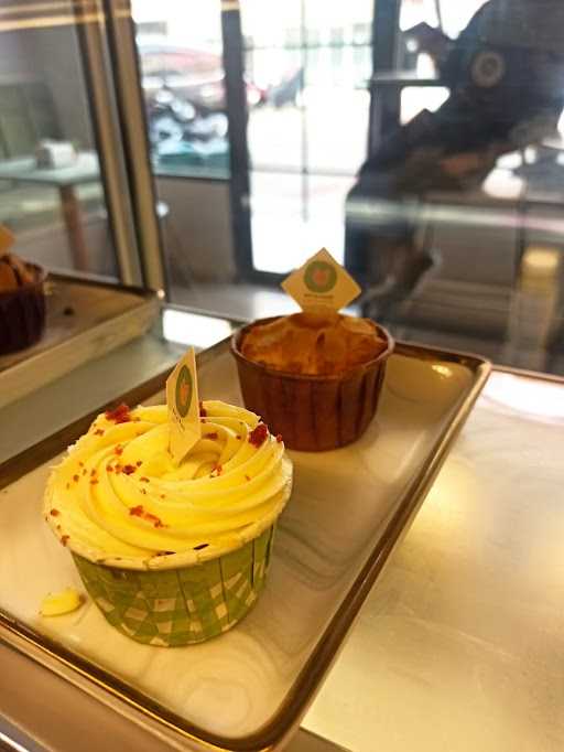 Nutalmond Healthy Cakery Cafe 7