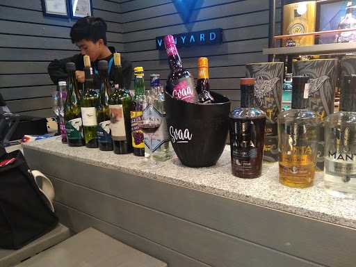 Vinyard Supermal Karawaci 9