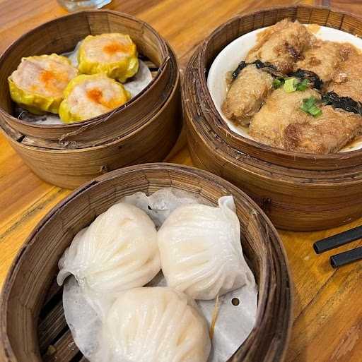 Wing Heng Hongkong Dimsum Shop (Gading Serpong) 10