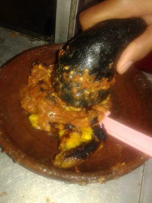 Ayam Penyet Bu Rini Tegal 1