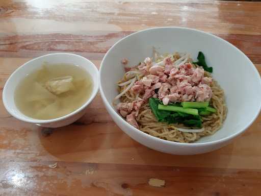 Bakmi & Bubur 333 7