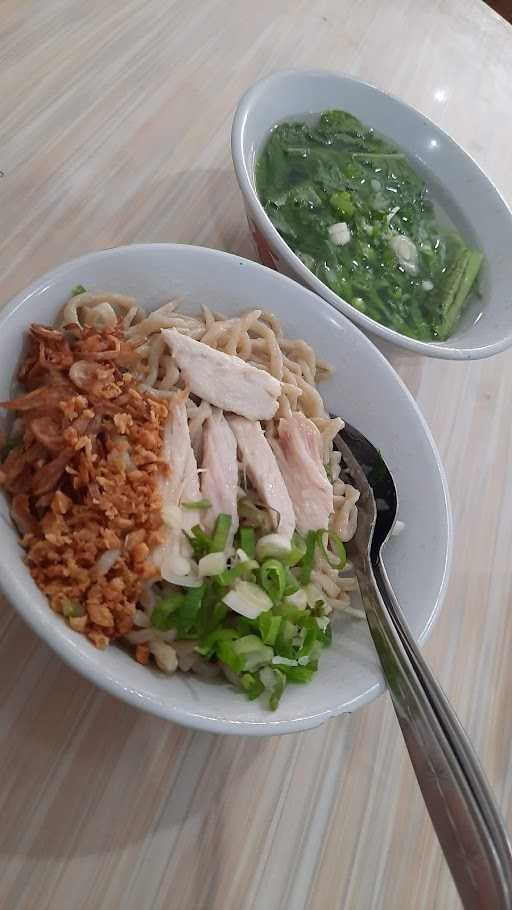 Bakmi Karet Alung 7