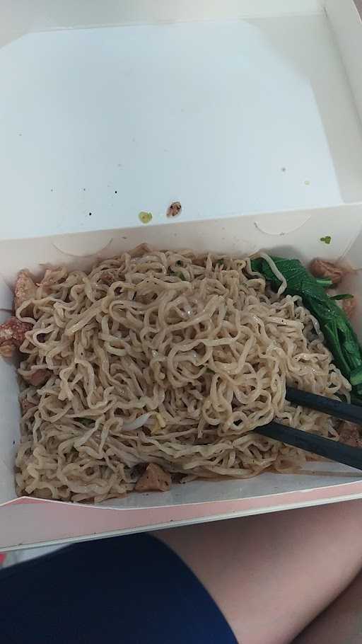 Bakmie Bb (Ruko Glaze 1-Gading Serpong) 10