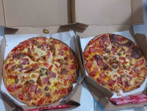 Domino'S Pizza 3