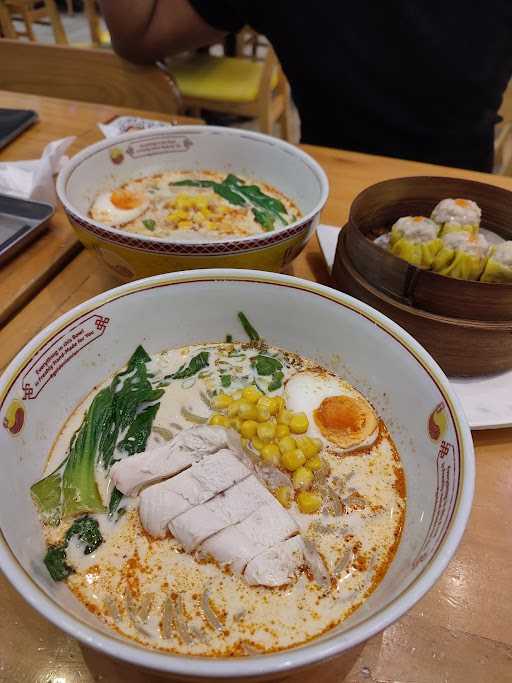 Golden Lamian 4