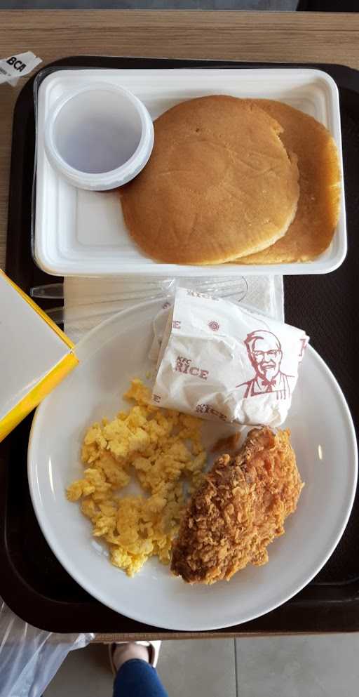 KFC - Summarecon Mall Serpong 2