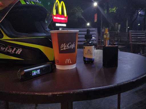 Mcdonald'S St. Mark Lippo Karawaci 5