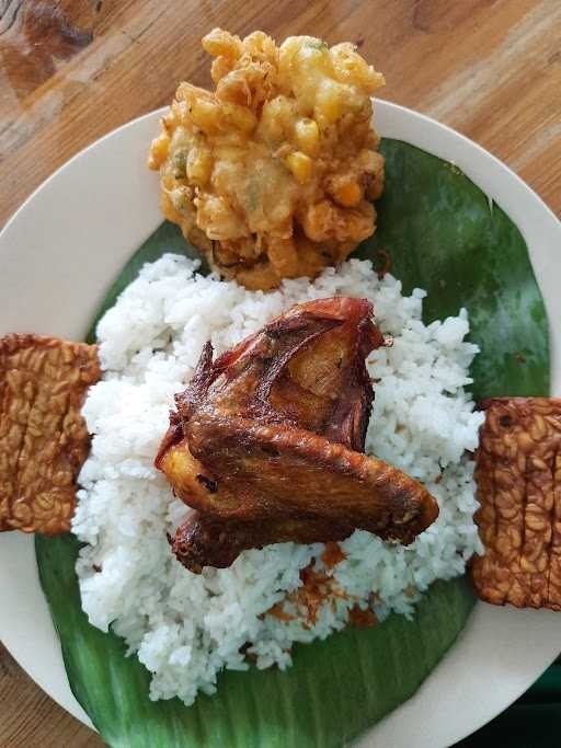 Nasi Uduk Kebon Kacang Babe Samson 4