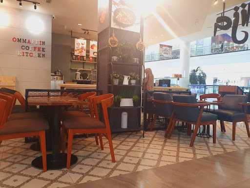 Omija Cafe - Supermall Karawaci 9