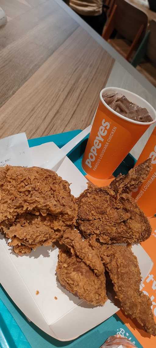 Popeyes Karawaci 10