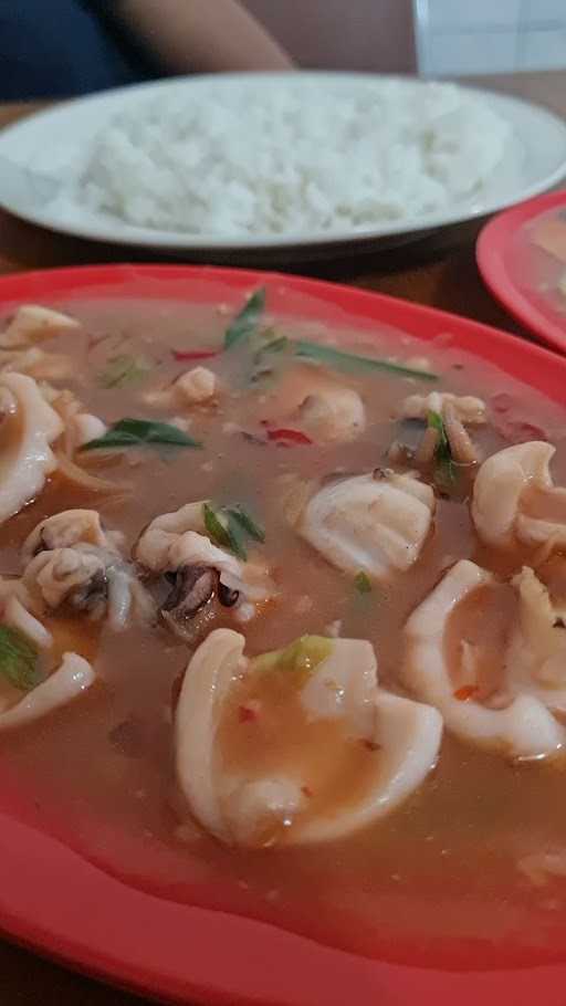 Rumah Makan 99 Seafood 10