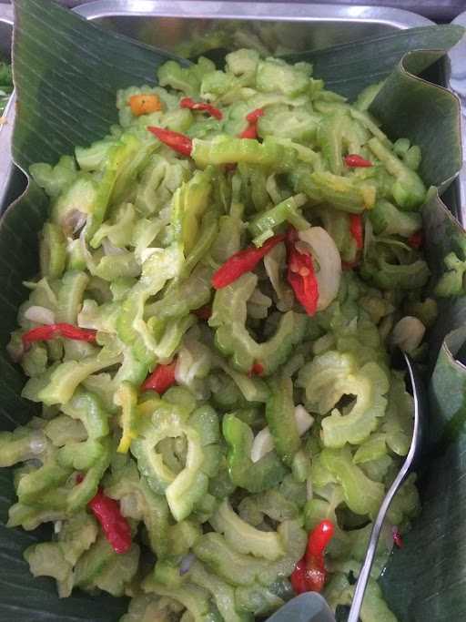 Warung Makan Prasmanan Bu Novy 1