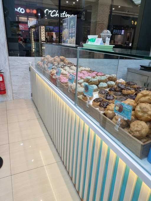 Chez Choux - Mall Artha Gading 4