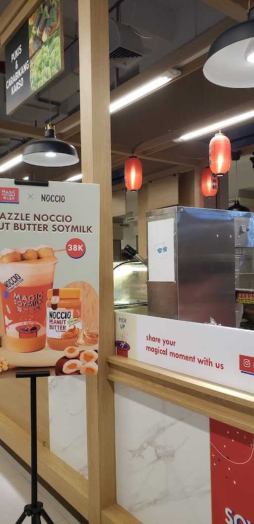 Magic of Soymilk - Mall Of Indonesia 10