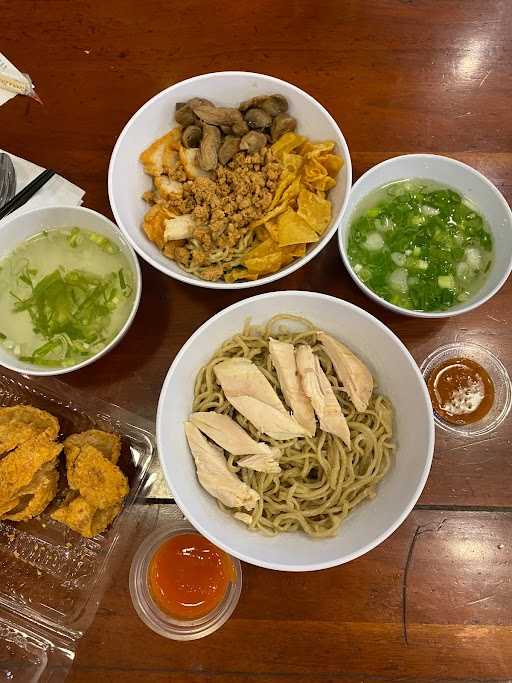 Bakmi Ayam Alok 8