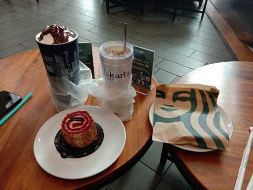 Starbucks - Mall of Indonesia 4