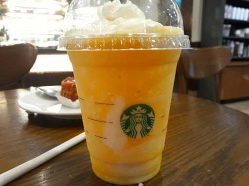 Starbucks - Mall of Indonesia 7