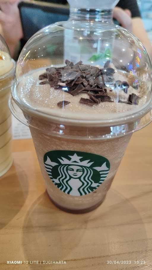 Starbucks - Mall Artha Gading 4