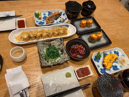 Sushi Hiro - Kelapa Gading 9