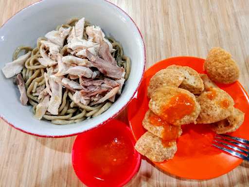 Bakmi Karet Krekot Ii 4