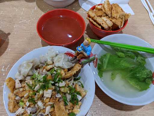 Bakmi Tan Restaurant 7