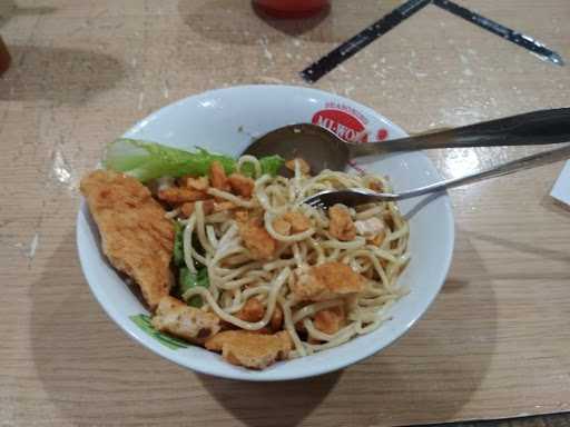 Bakmi Tan Restaurant 8