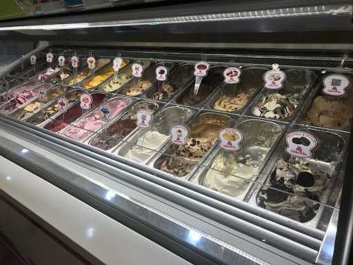 Gelato Divino Ice Cream 8