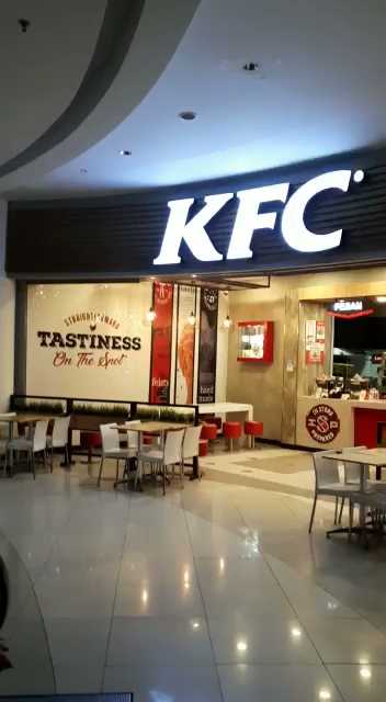 KFC - Mall of Indonesia 3