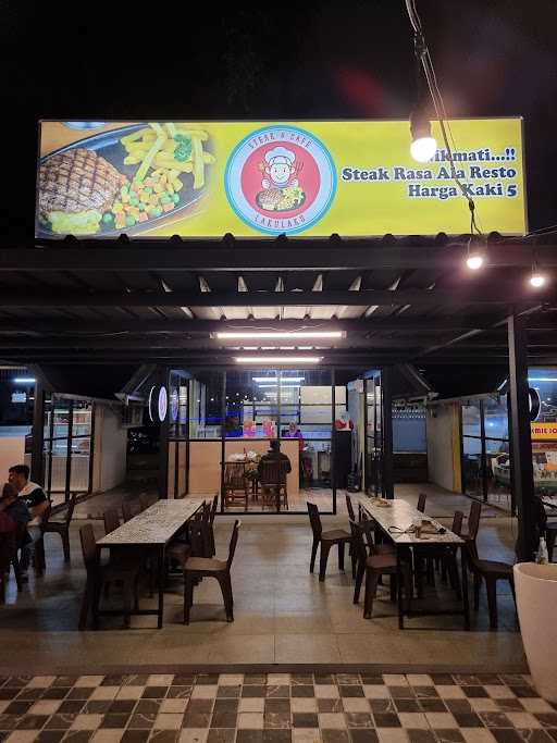 Lakulaku Steak & Cafe 6