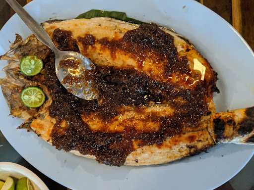 Makassar Seafood Pelangi 5