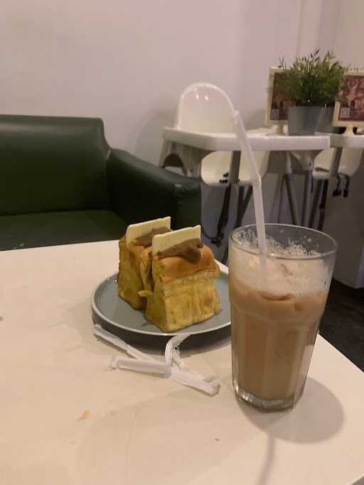 Malacca Toast Kelapa Gading 6