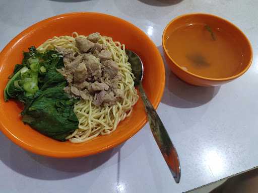 Mie Benteng 5