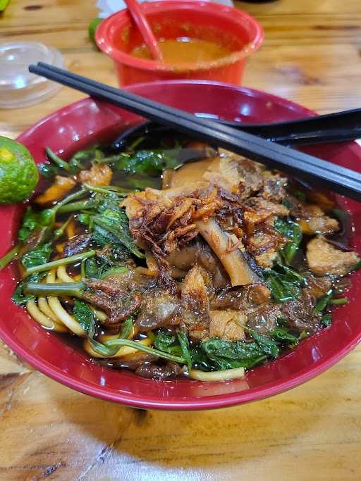 Mie Kangkung Berkat 4