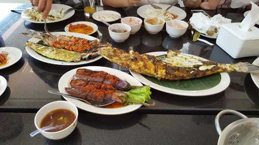 Restaurant Khas Sulawesi 8