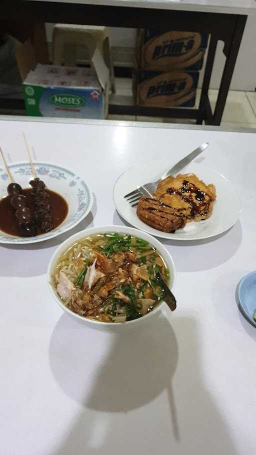 Soto Kudus Asli & Pindang Ayam 7