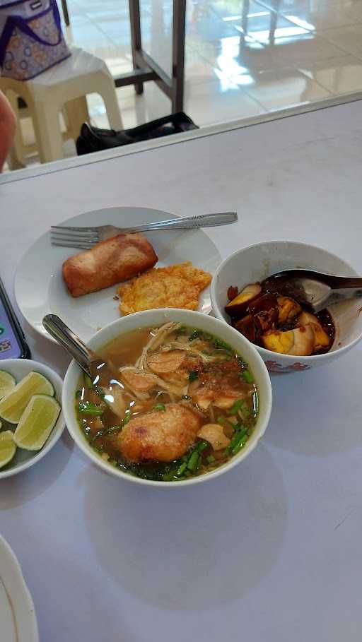 Soto Kudus Asli & Pindang Ayam 8