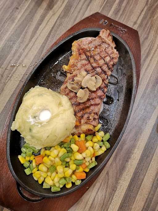 Steak 21 - Mall Of Indonesia 10