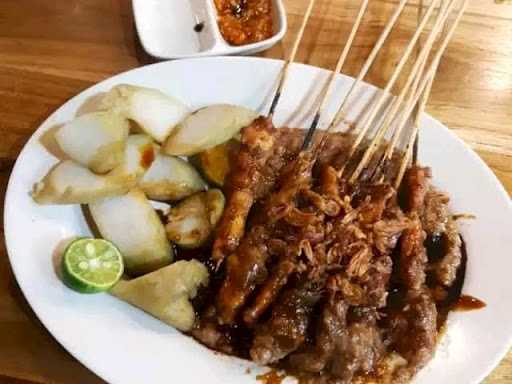 Sate Madura Cak Abdul. 2