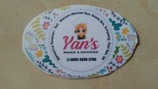 Yan'S Snack & Catering 9