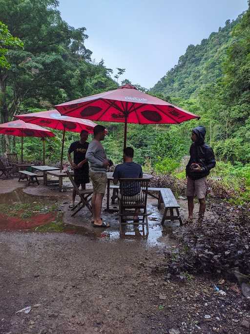 Warung Kopi Dapur Kuat 9