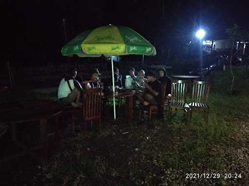 Kafe Kebon 10