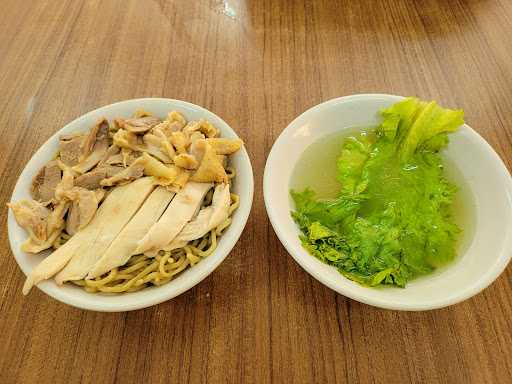 Bakmi Asui Cempaka Putih 9