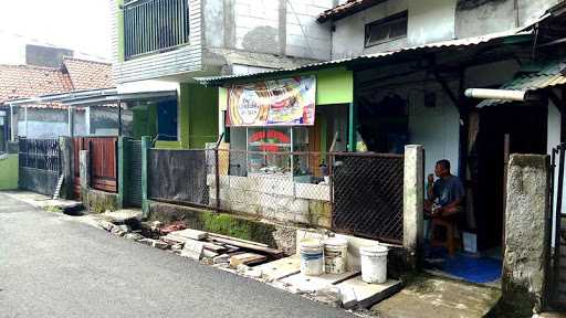 Kedai Empal Gentong Bu Agus 8