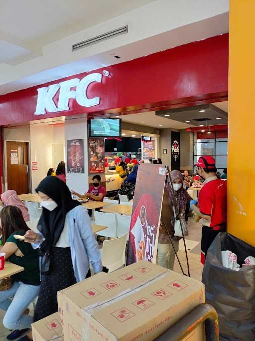 KFC - ITC Cempaka Mas 3