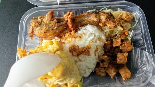 Nasi Uduk & Lontong Sayur Bucin Sumur Batu 3