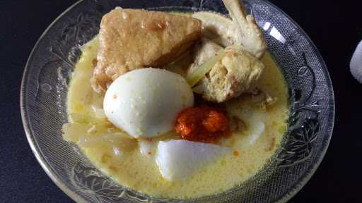 Nasi Uduk & Lontong Sayur Bucin Sumur Batu 2